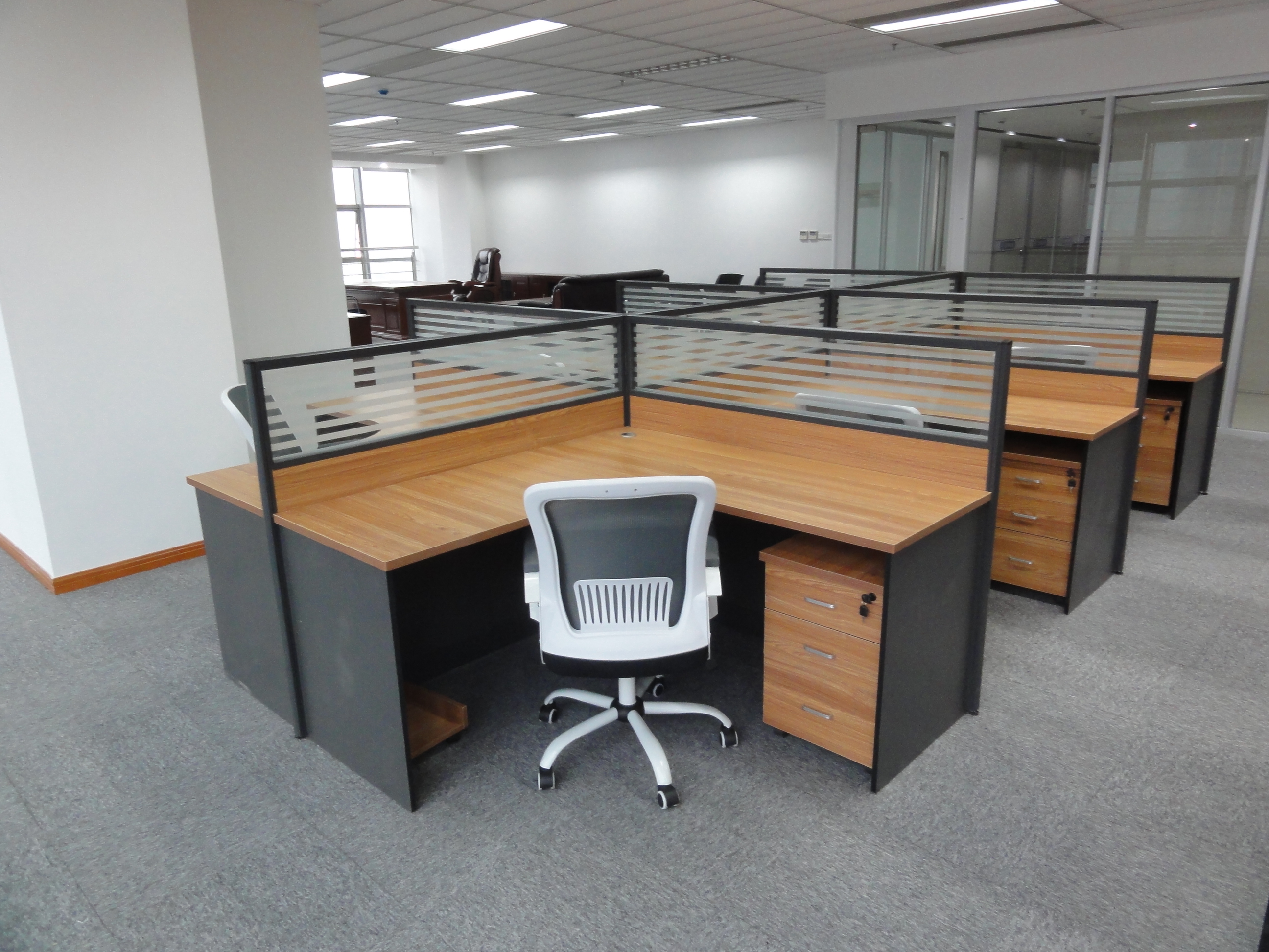 办公家具一般都用什么材质